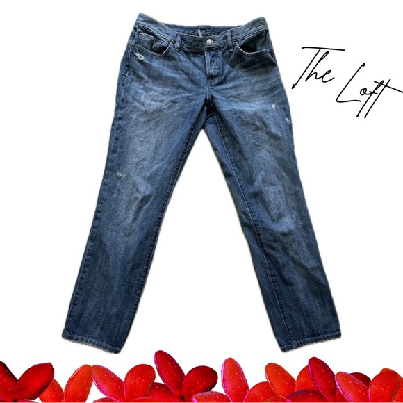 🥰 LOFT Women's Blue Jeans +FREE GIFT! - Picture 1 of 4